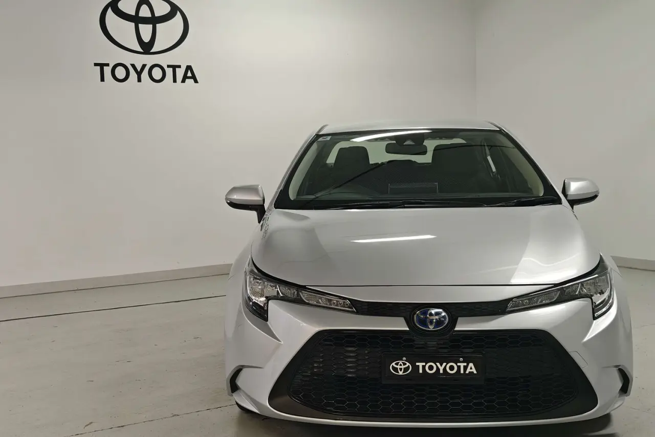 2022 Toyota Corolla Gallery Image 2