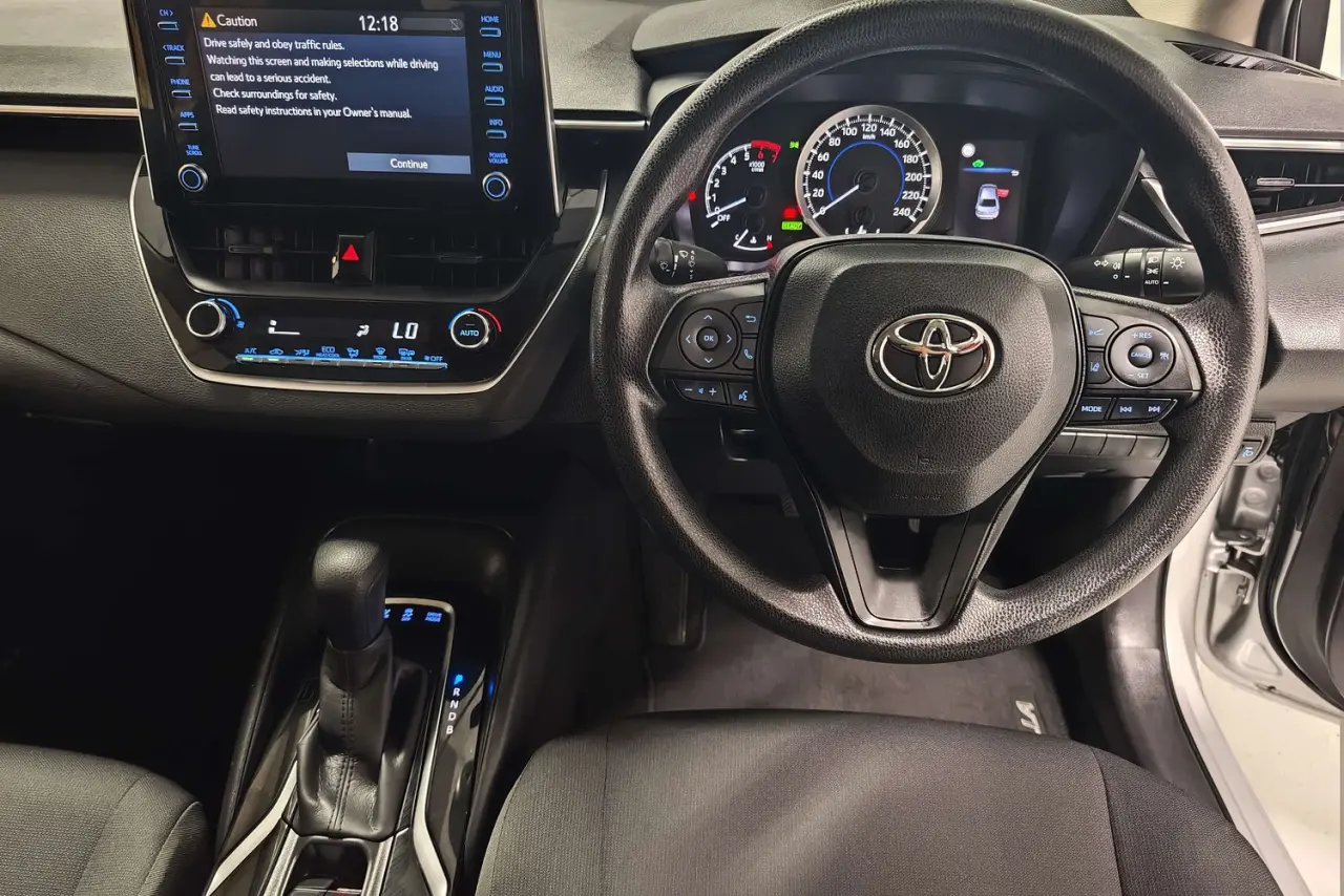 2022 Toyota Corolla Gallery Image 16