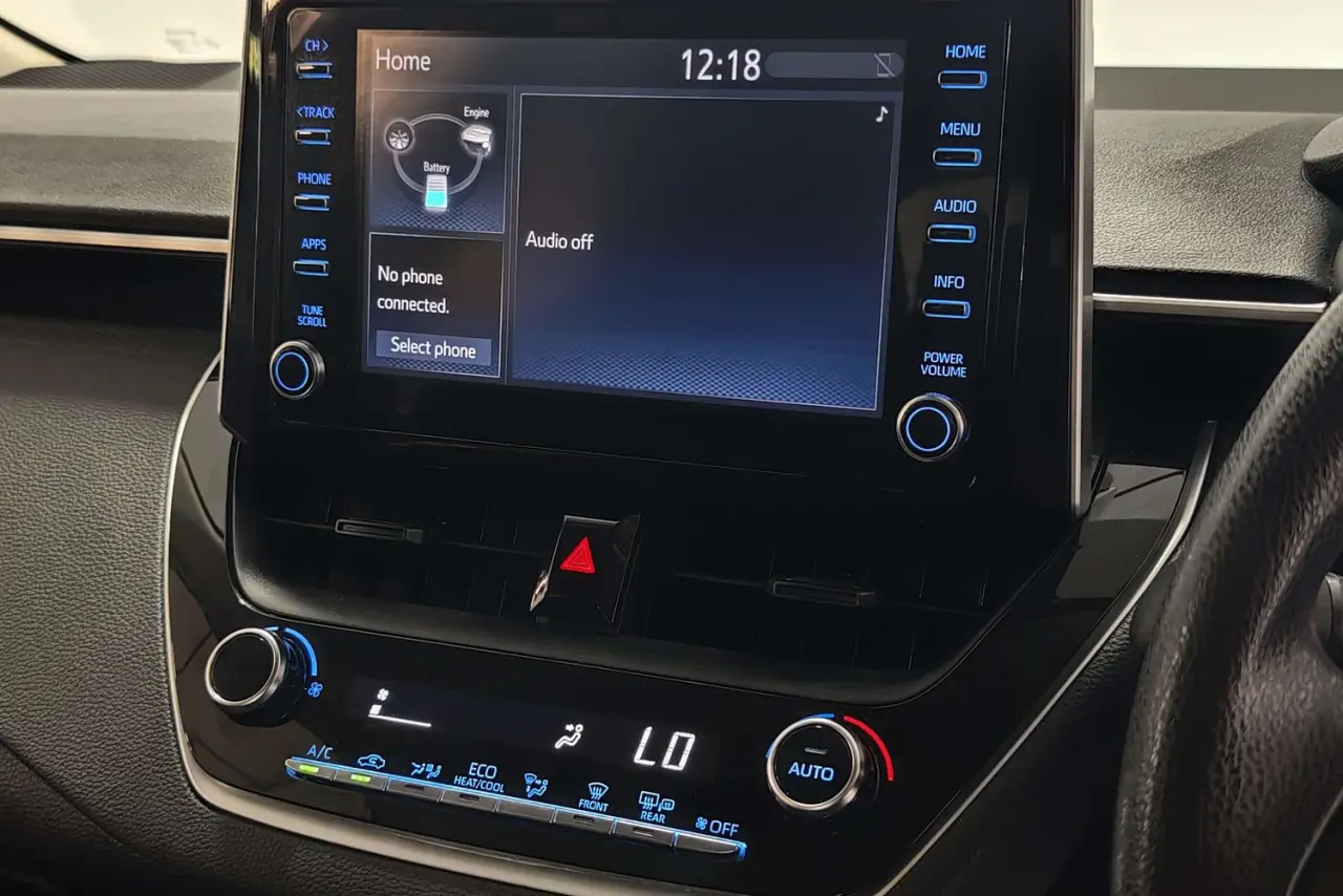 2022 Toyota Corolla Gallery Image 18