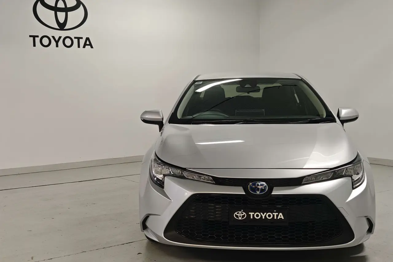 2022 Toyota Corolla Gallery Image 2