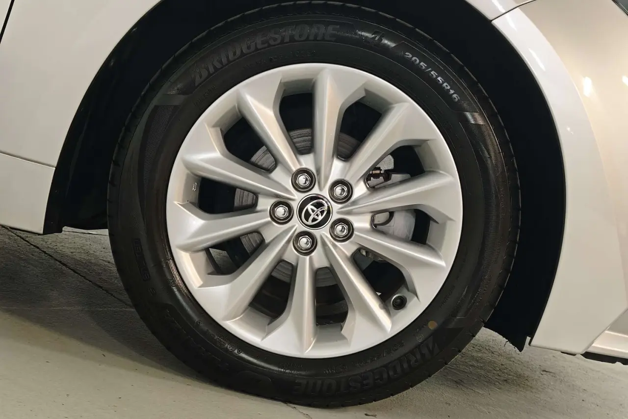 2022 Toyota Corolla Gallery Image 5