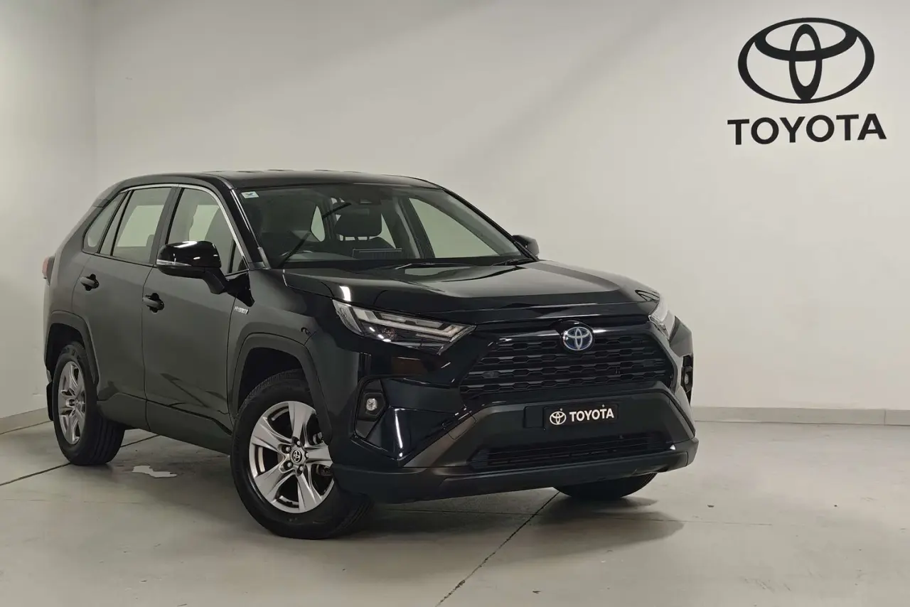 2022 Toyota RAV4 Gallery Image 1