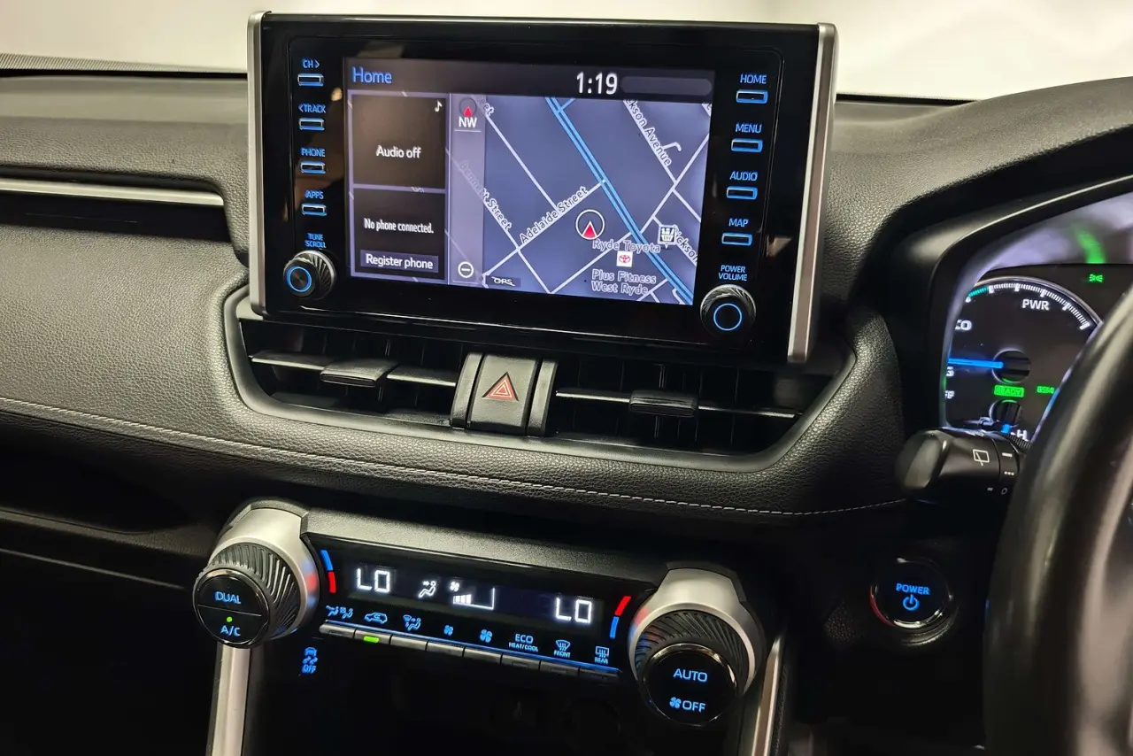 2022 Toyota RAV4 Gallery Image 18