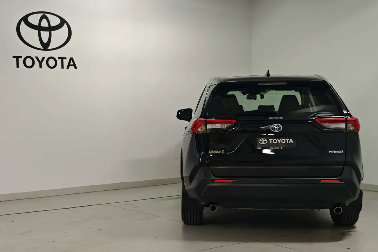 2022 Toyota RAV4 Gallery Image 7