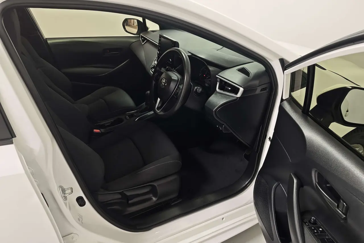 2021 Toyota Corolla Gallery Image 10