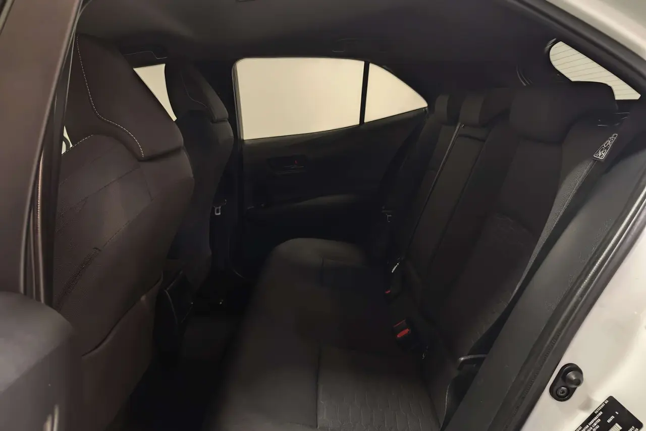 2021 Toyota Corolla Gallery Image 13