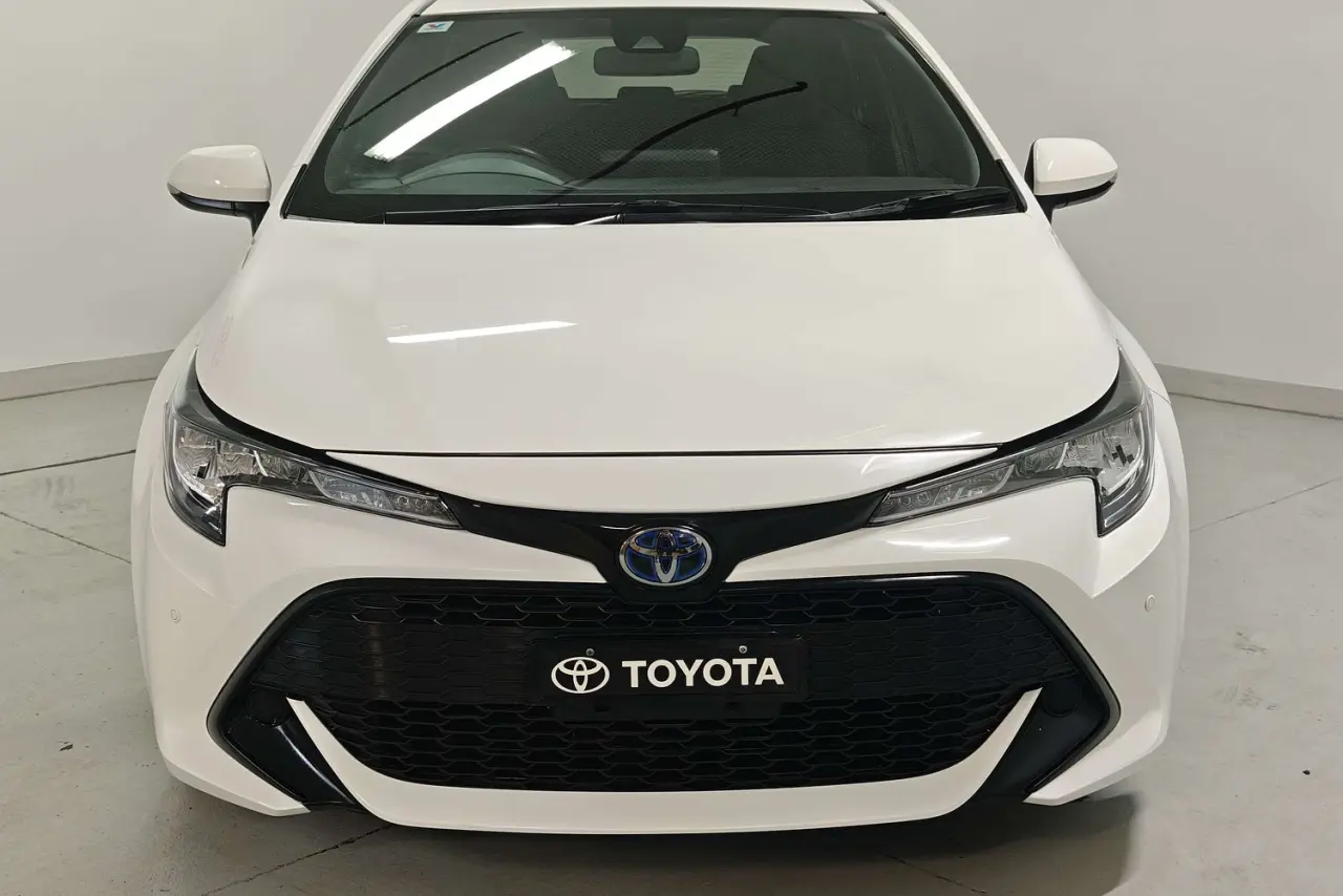 2021 Toyota Corolla Gallery Image 3