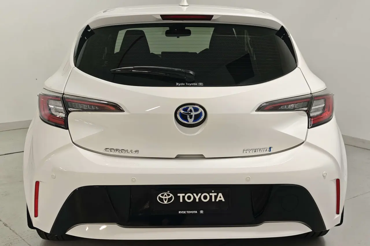 2021 Toyota Corolla Gallery Image 8
