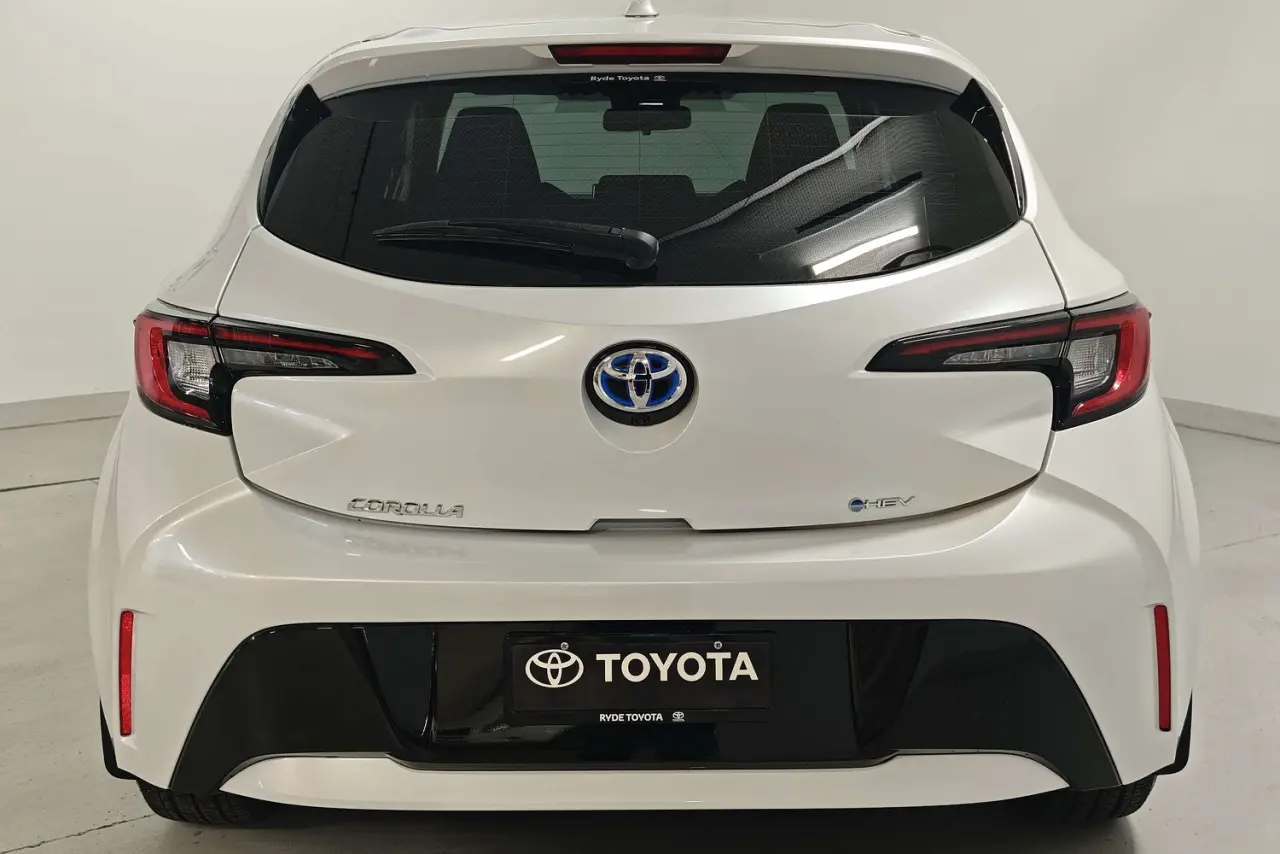 2024 Toyota Corolla Gallery Image 8