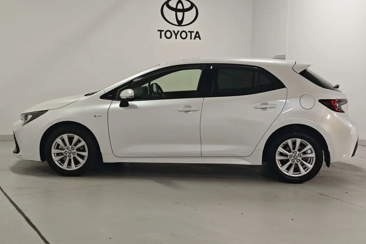 2024 Toyota Corolla Gallery Image 9