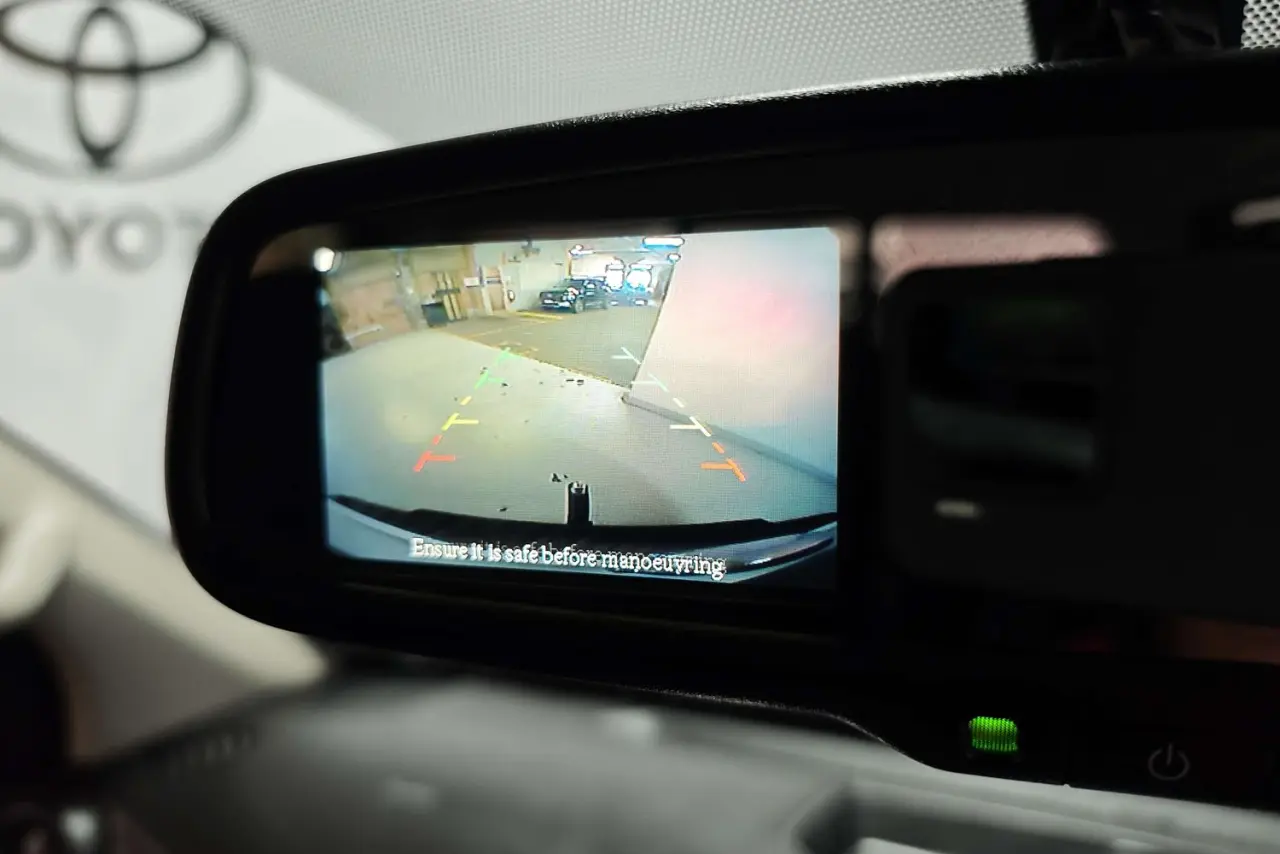 2020 Nissan Navara Gallery Image 20