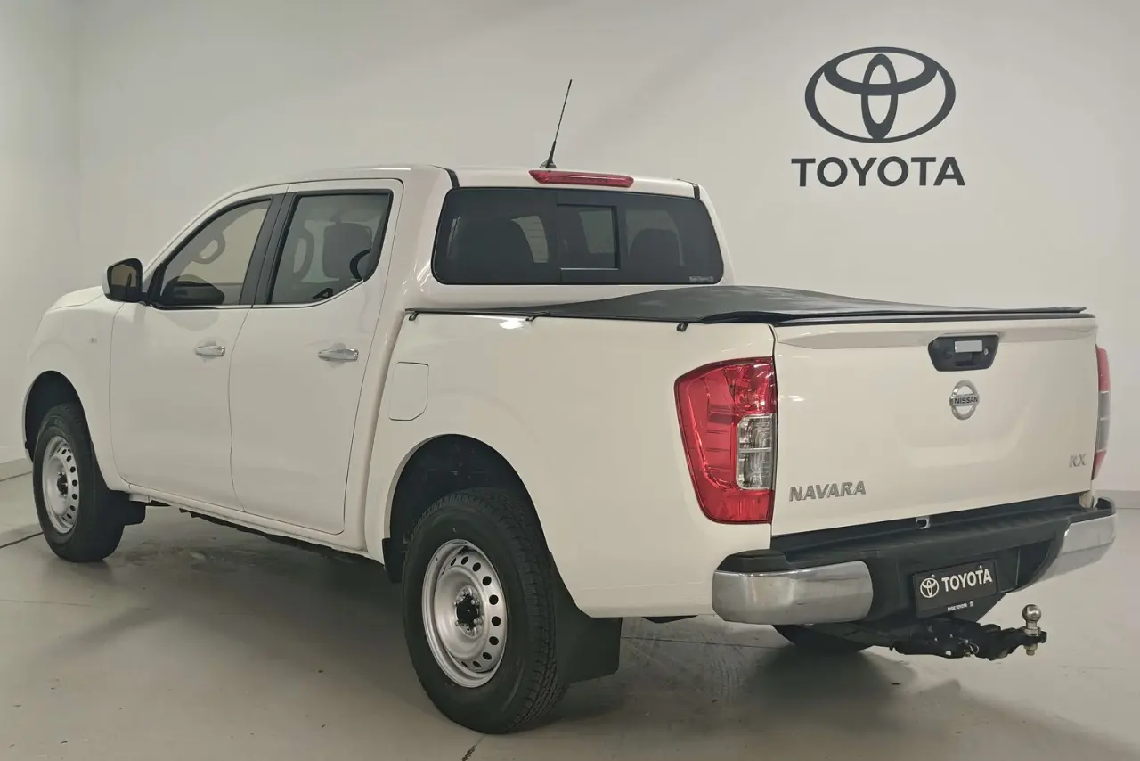 2020 Nissan Navara Gallery Image 6