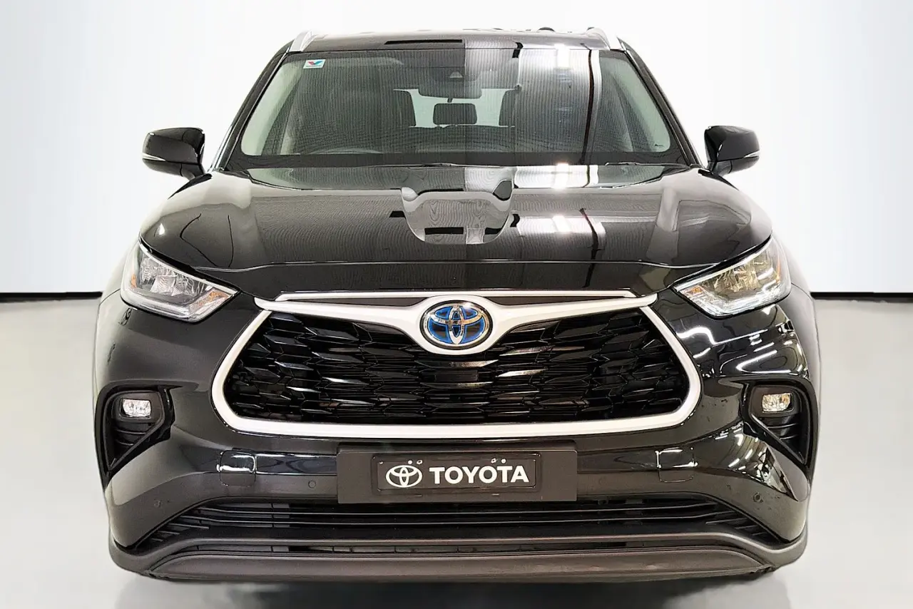 2021 Toyota Kluger Gallery Image 2