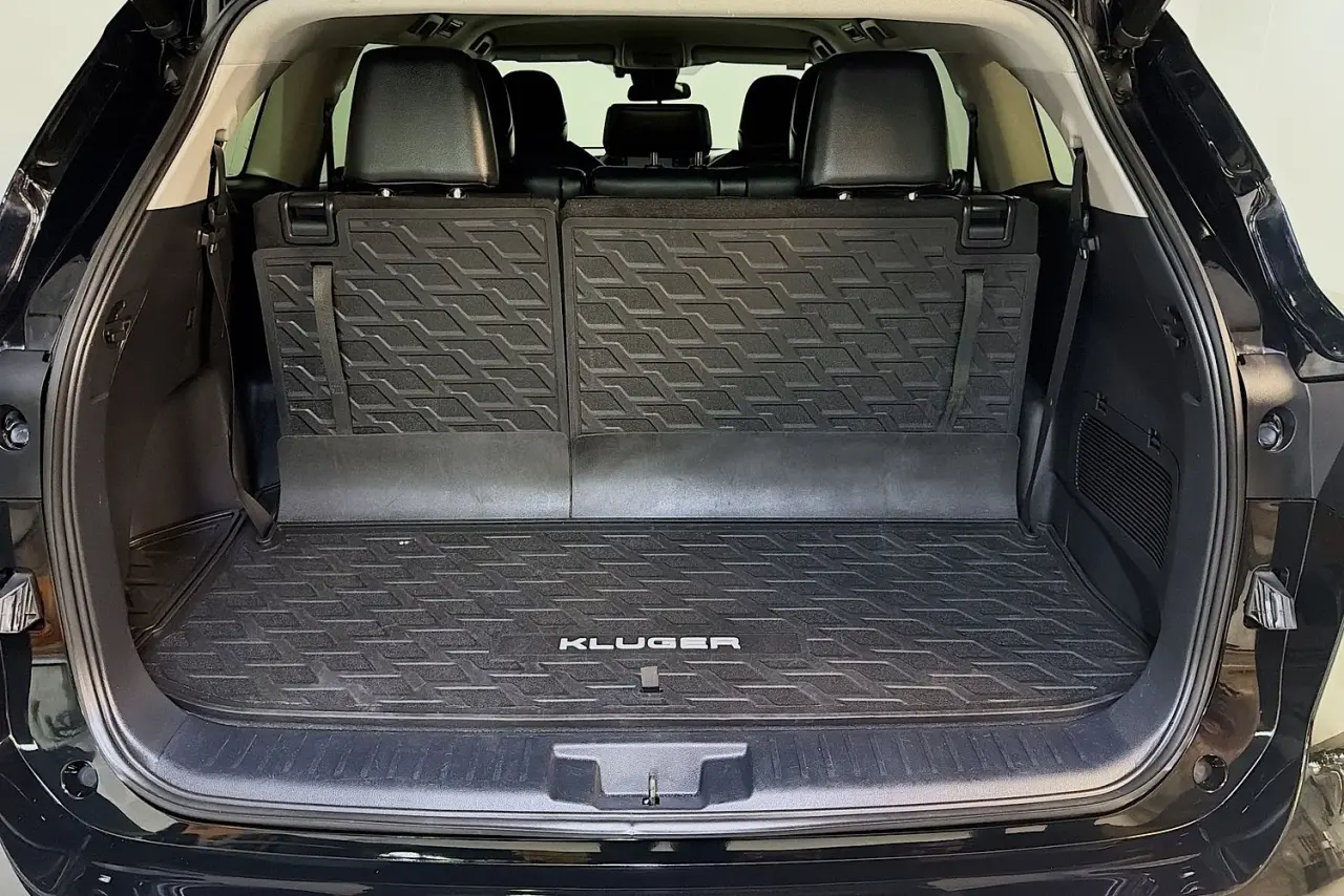 2021 Toyota Kluger Gallery Image 25