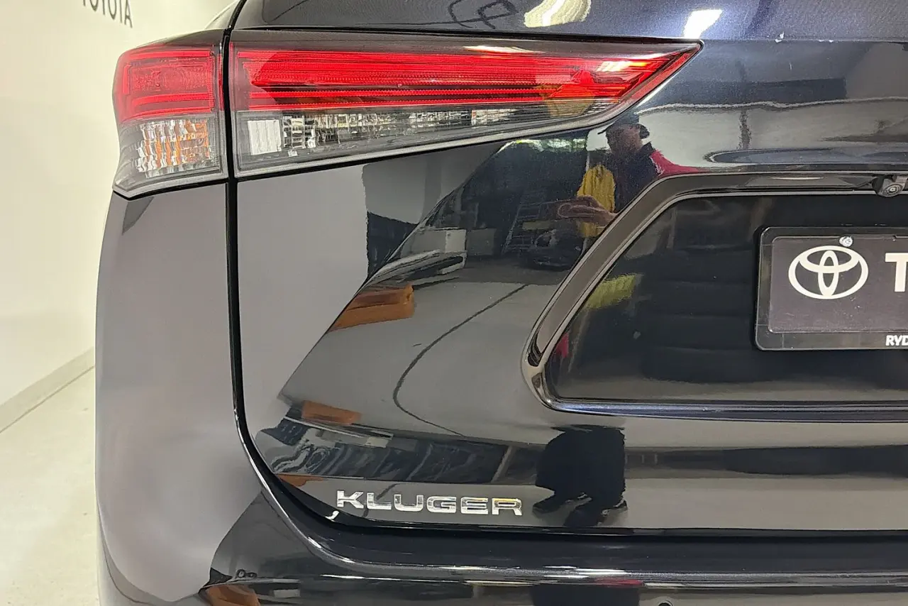 2021 Toyota Kluger Gallery Image 8