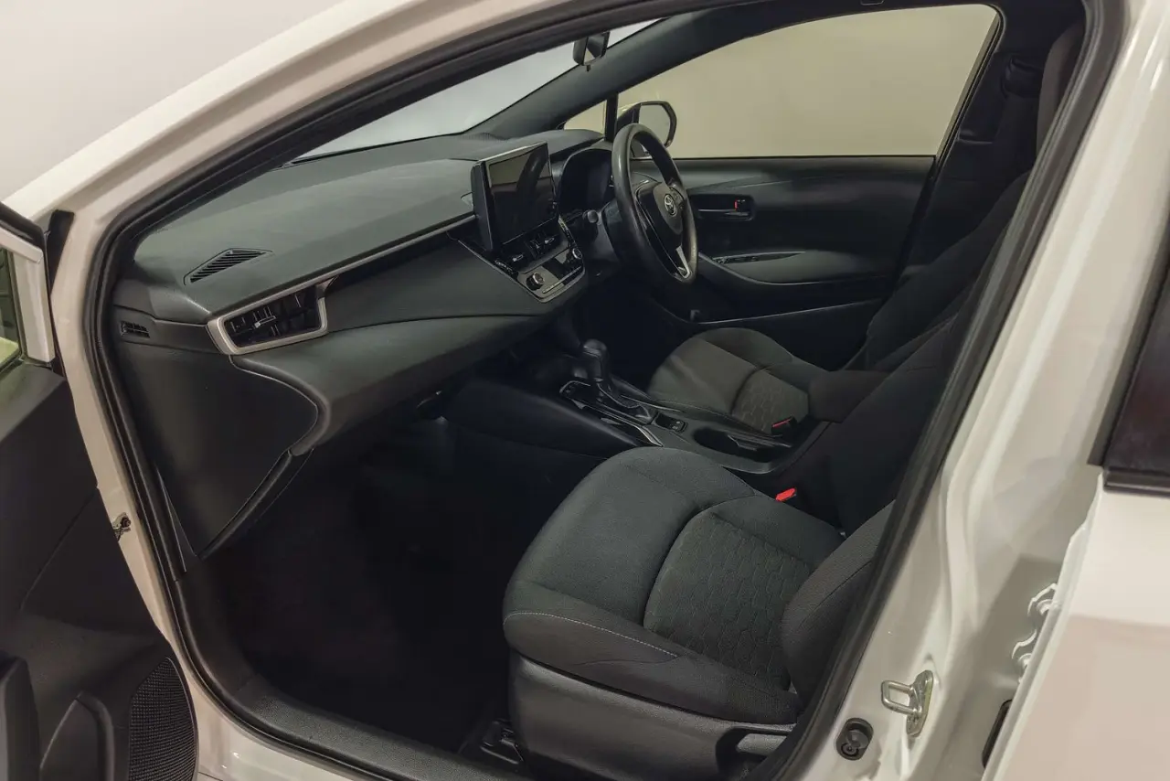 2023 Toyota Corolla Gallery Image 14