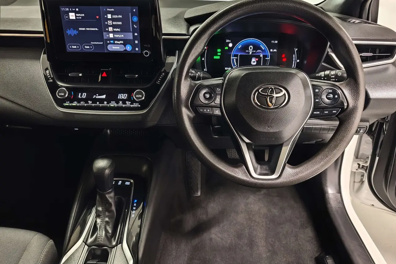 2023 Toyota Corolla Gallery Image 16