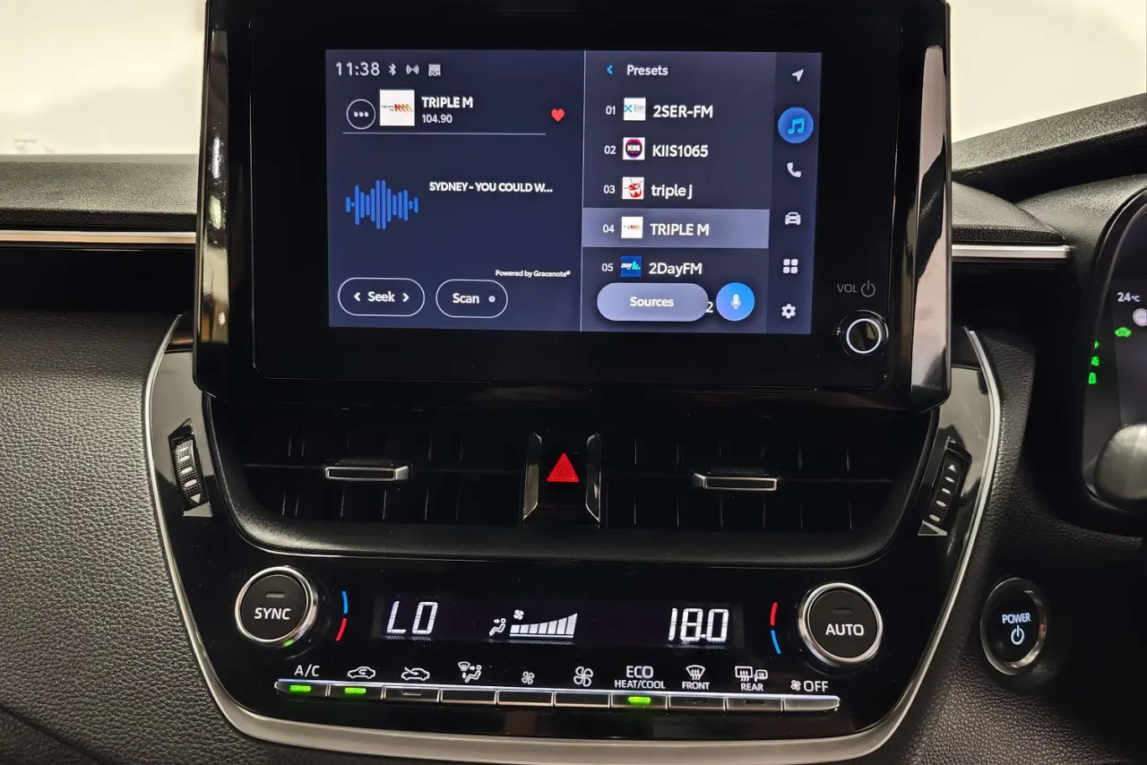 2023 Toyota Corolla Gallery Image 18