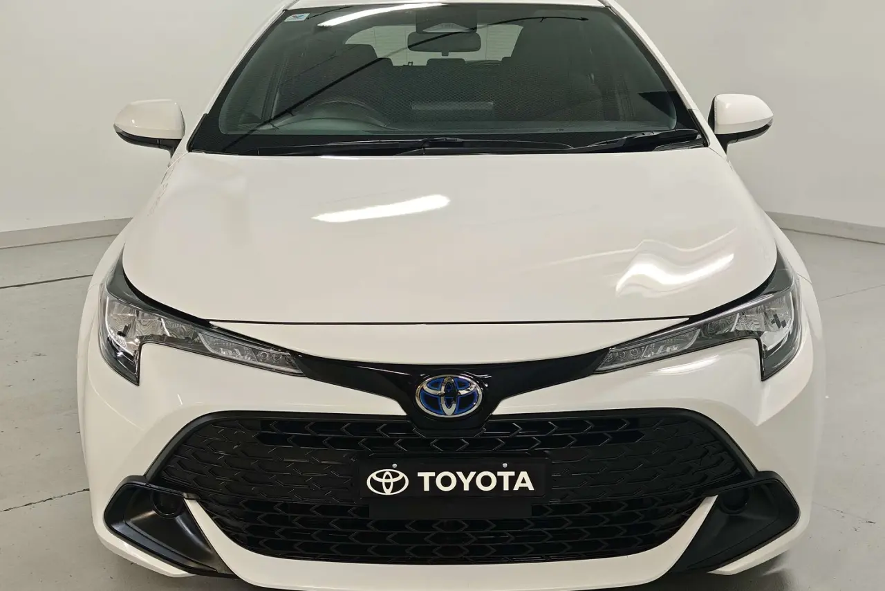 2023 Toyota Corolla Gallery Image 3