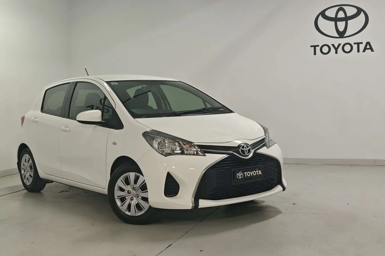 2016 Toyota Yaris Gallery Image 1