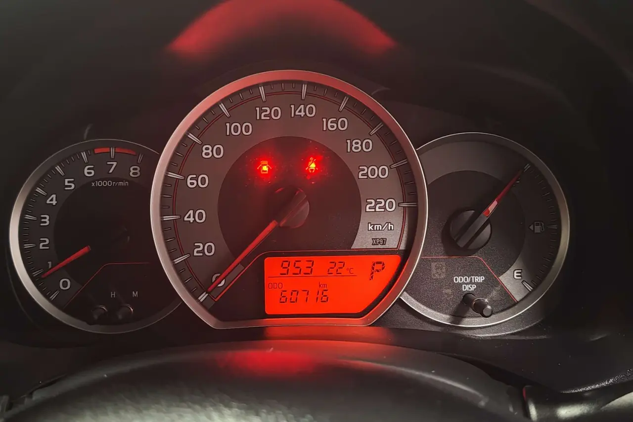 2016 Toyota Yaris Gallery Image 17