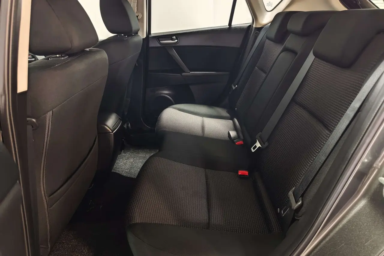 2013 Mazda 3 Gallery Image 13