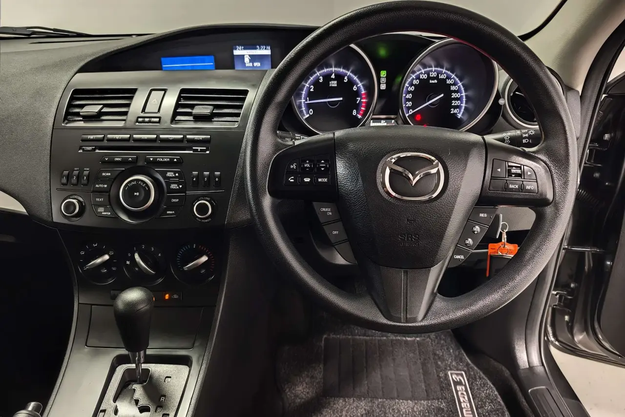 2013 Mazda 3 Gallery Image 16