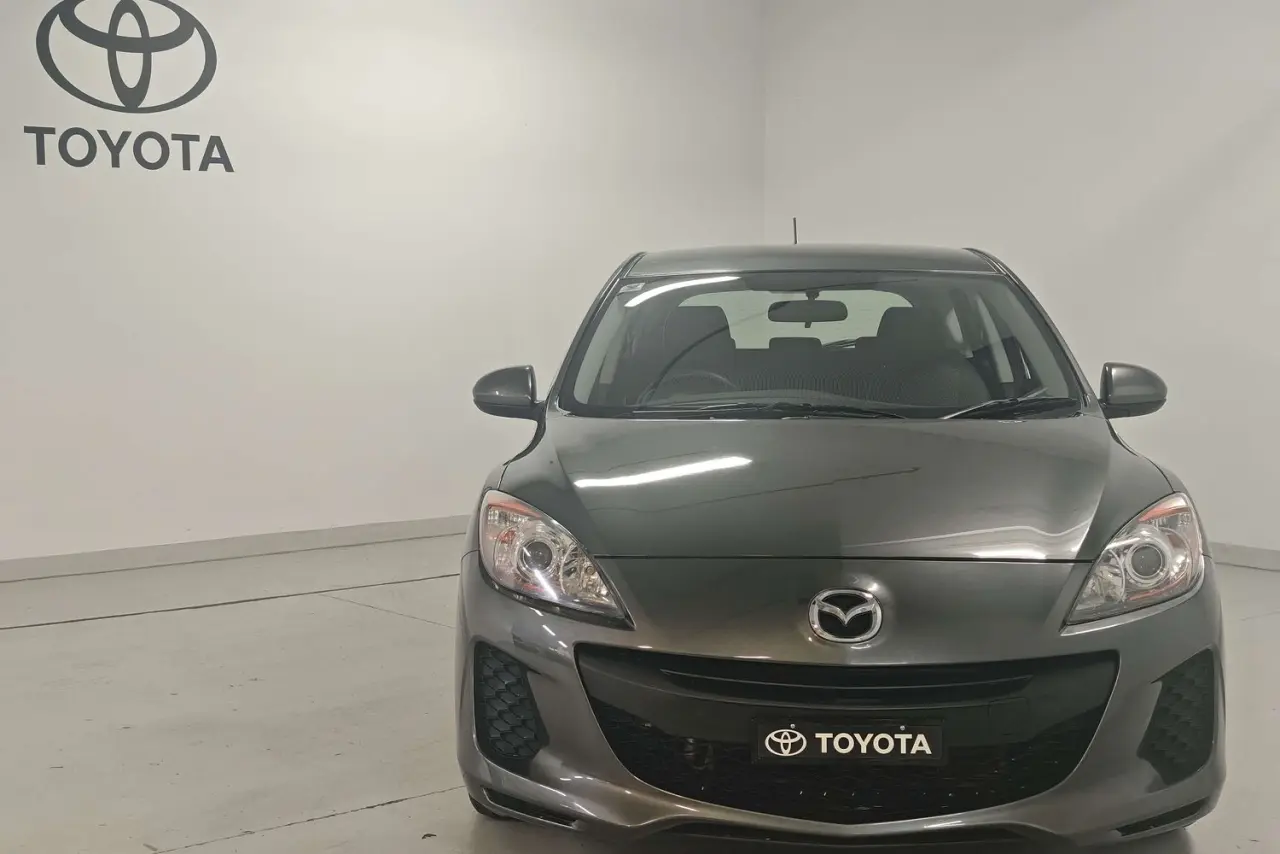2013 Mazda 3 Gallery Image 2