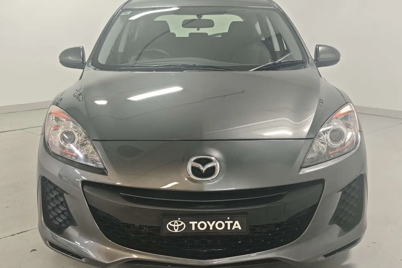 2013 Mazda 3 Gallery Image 3