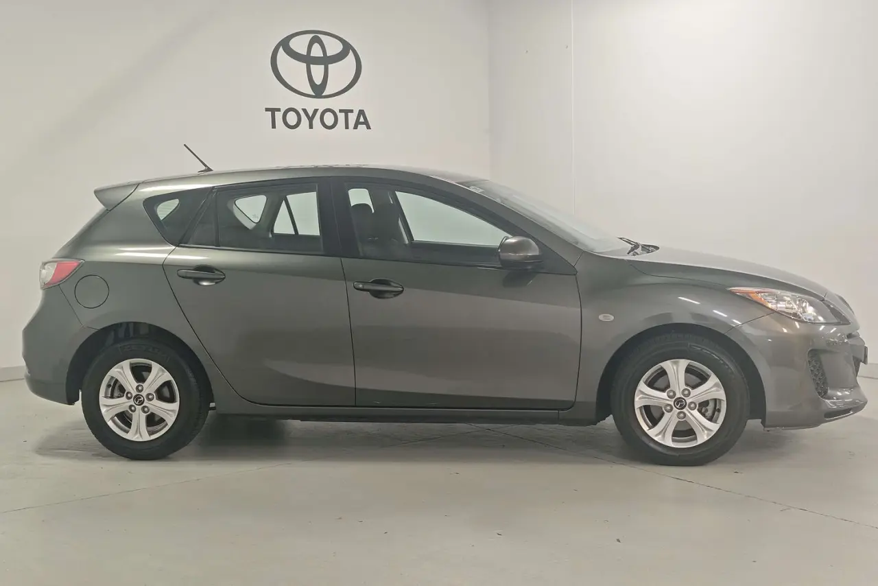 2013 Mazda 3 Gallery Image 4