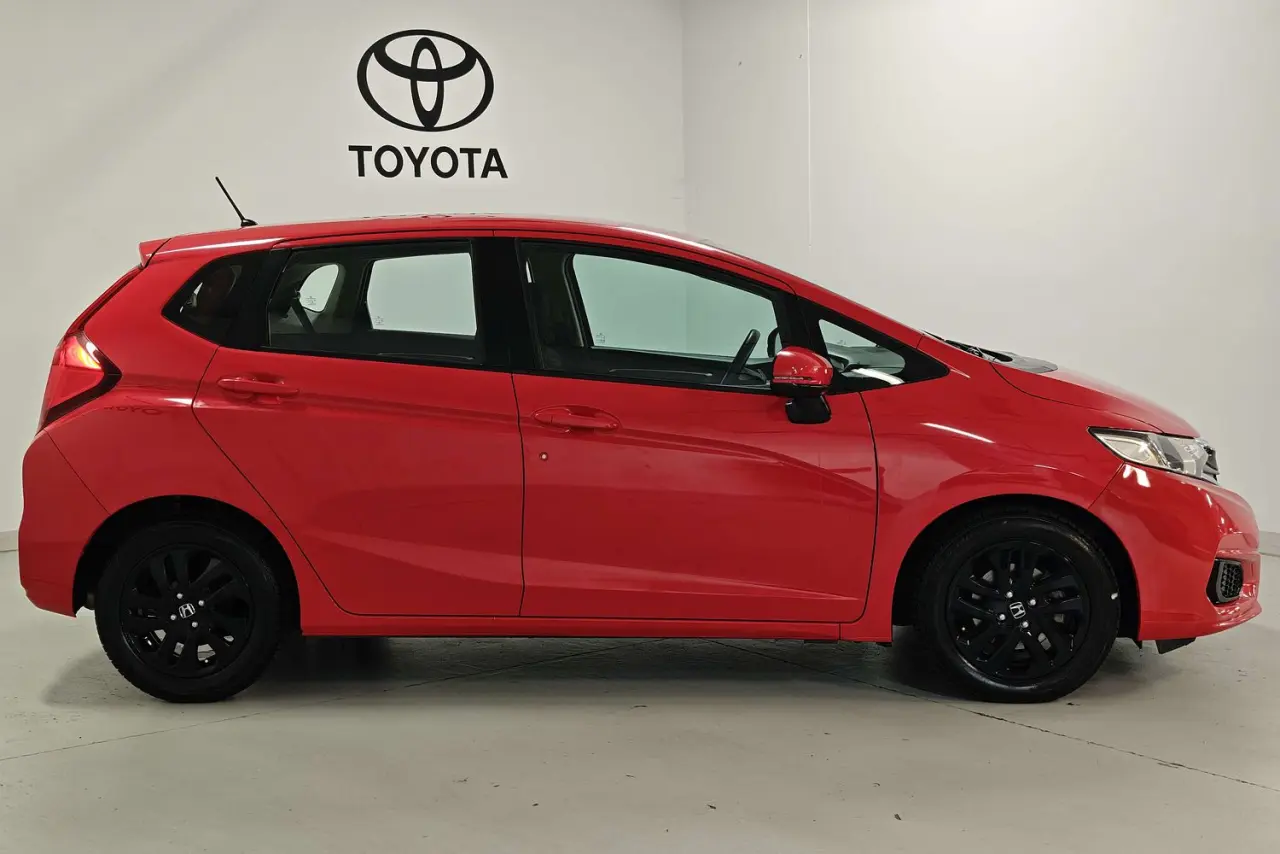 2018 Honda Jazz Gallery Image 4