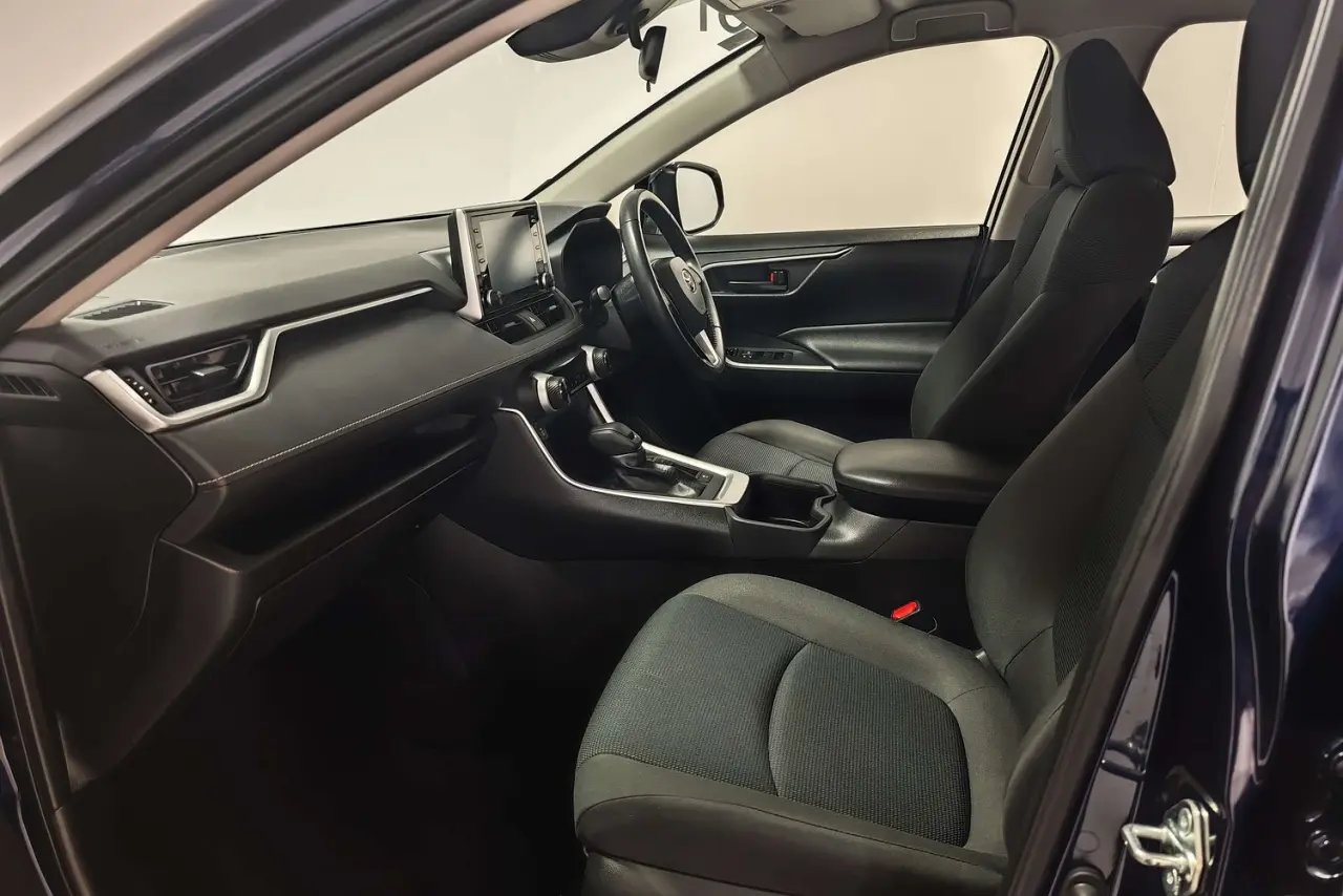 2022 Toyota RAV4 Gallery Image 14