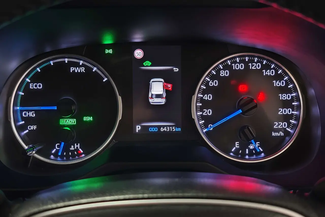 2022 Toyota RAV4 Gallery Image 17