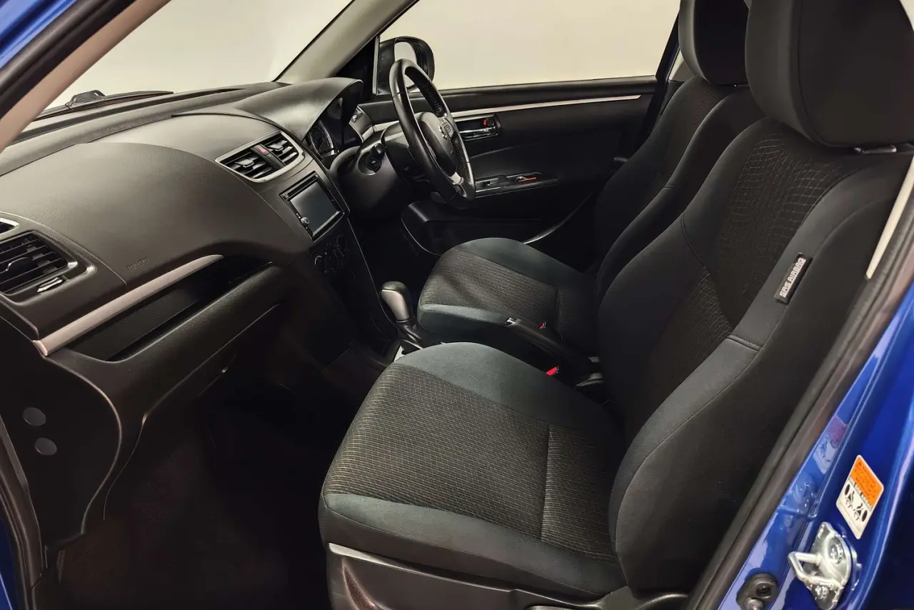 2014 Suzuki Swift Gallery Image 14