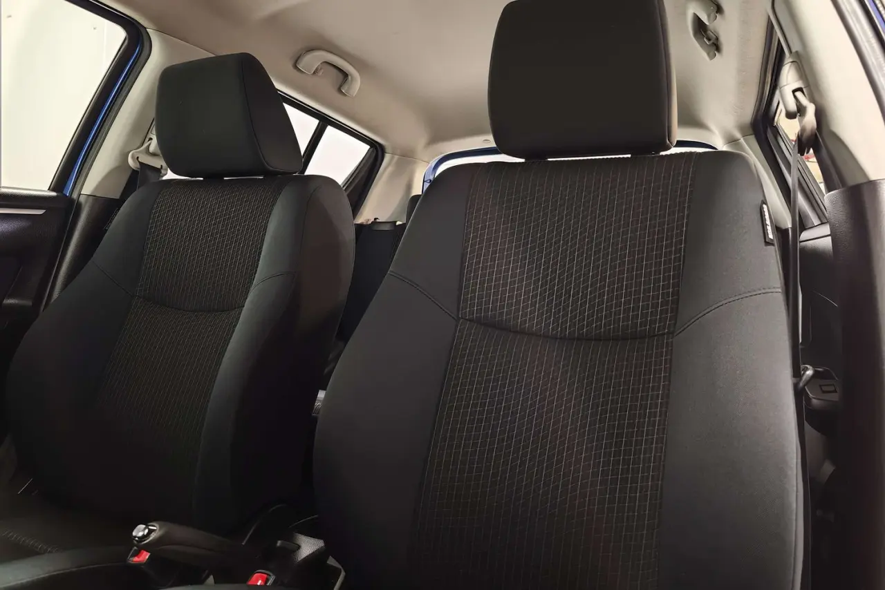 2014 Suzuki Swift Gallery Image 15