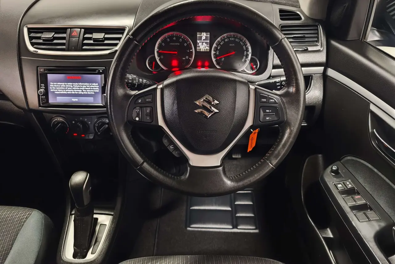 2014 Suzuki Swift Gallery Image 16