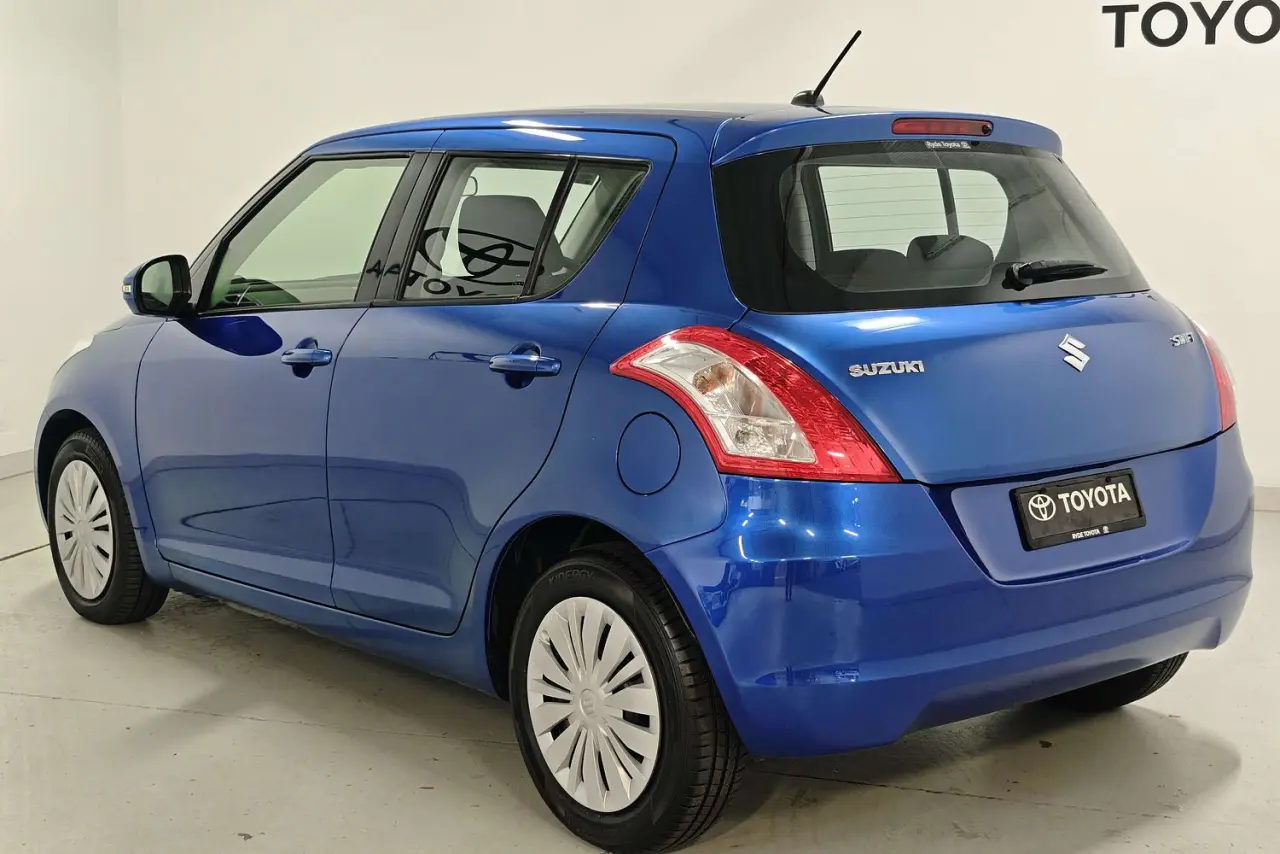 2014 Suzuki Swift Gallery Image 6