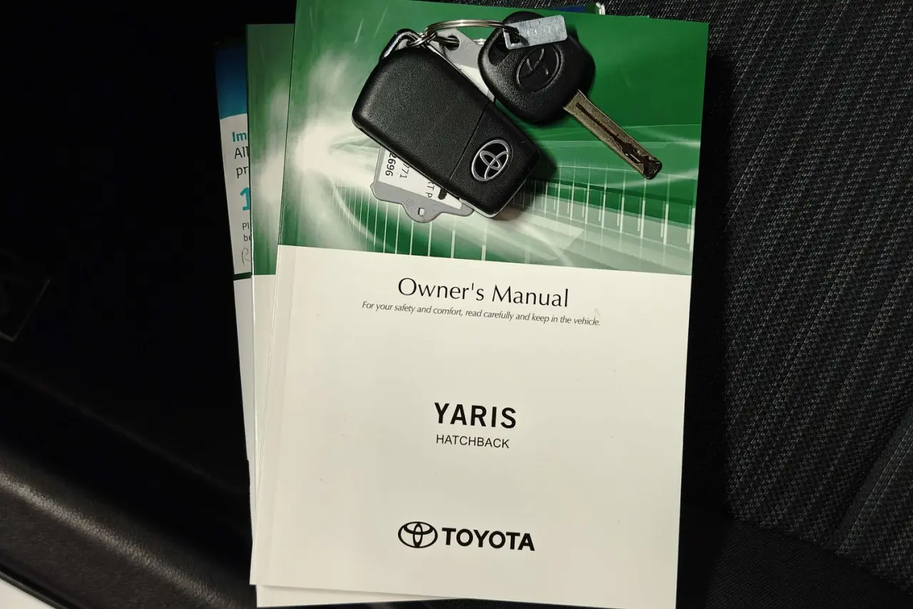 2021 Toyota Yaris Gallery Image 21