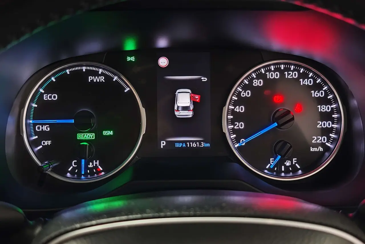 2021 Toyota RAV4 Gallery Image 17