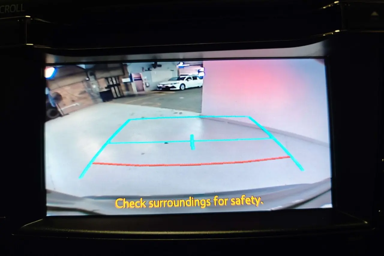 2017 Toyota RAV4 Gallery Image 20