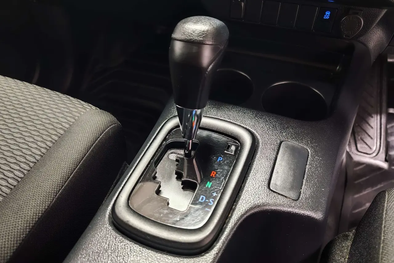 2021 Toyota Hilux Gallery Image 19