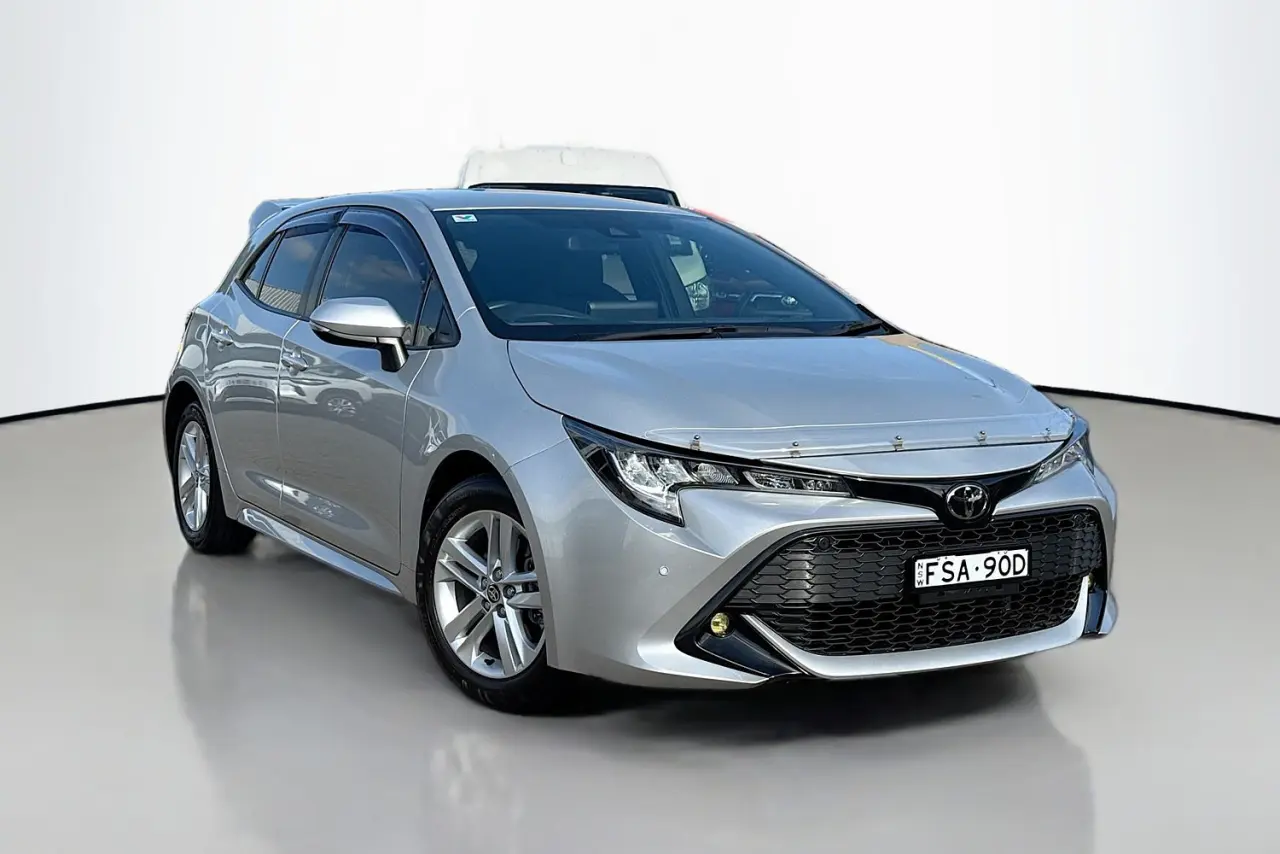 2020 Toyota Corolla Gallery Image 32