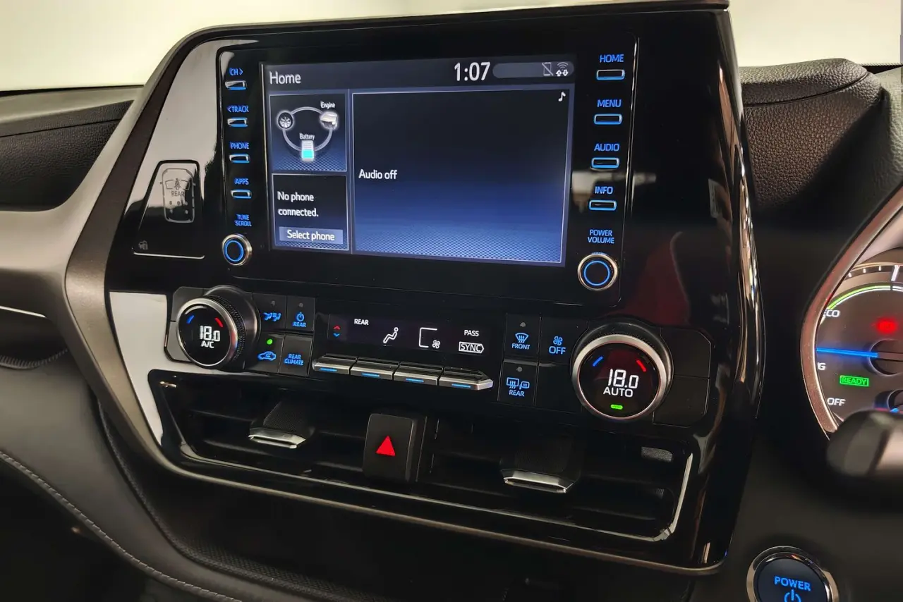 2022 Toyota Kluger Gallery Image 12