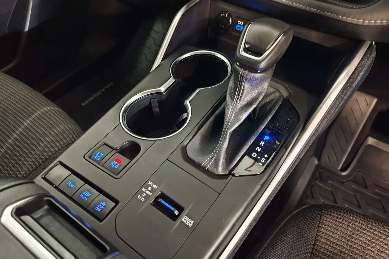 2022 Toyota Kluger Gallery Image 14