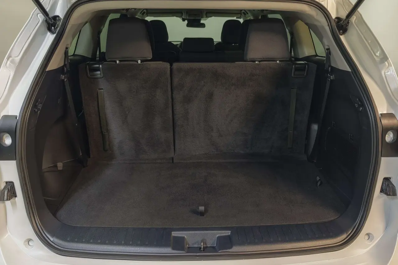 2022 Toyota Kluger Gallery Image 15