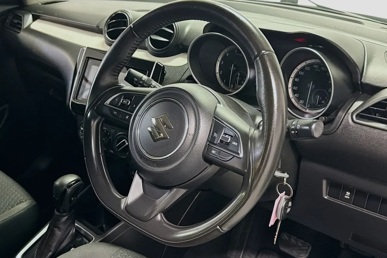 2022 Suzuki Swift Gallery Image 13