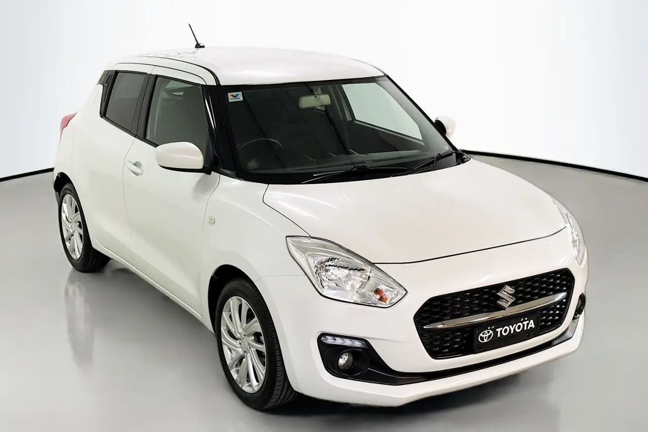 2022 Suzuki Swift Gallery Image 29