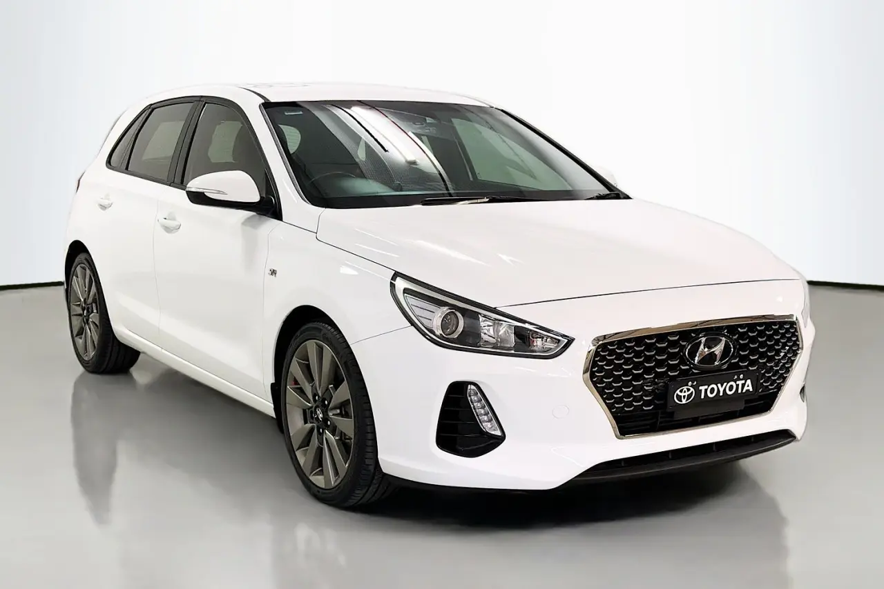 2017 Hyundai i30 Gallery Image 1
