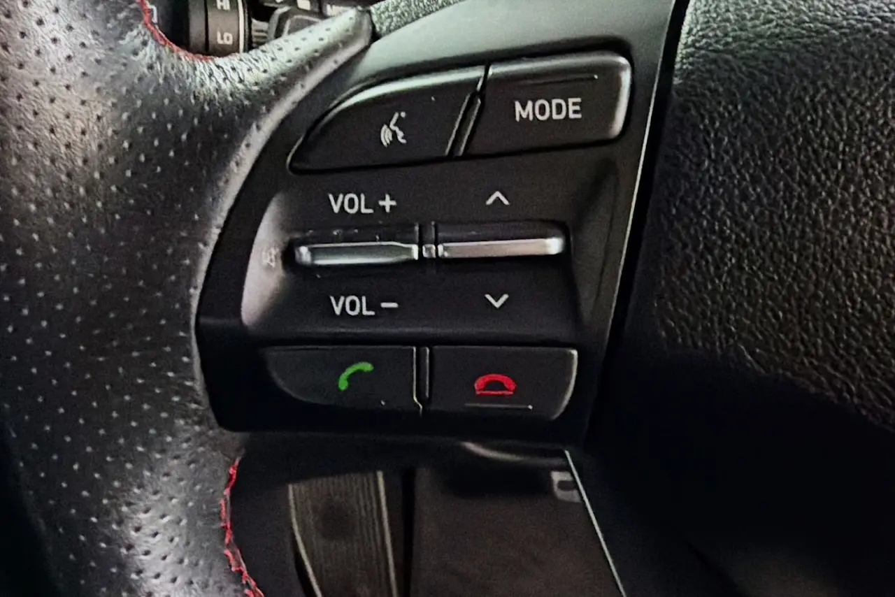 2017 Hyundai i30 Gallery Image 18