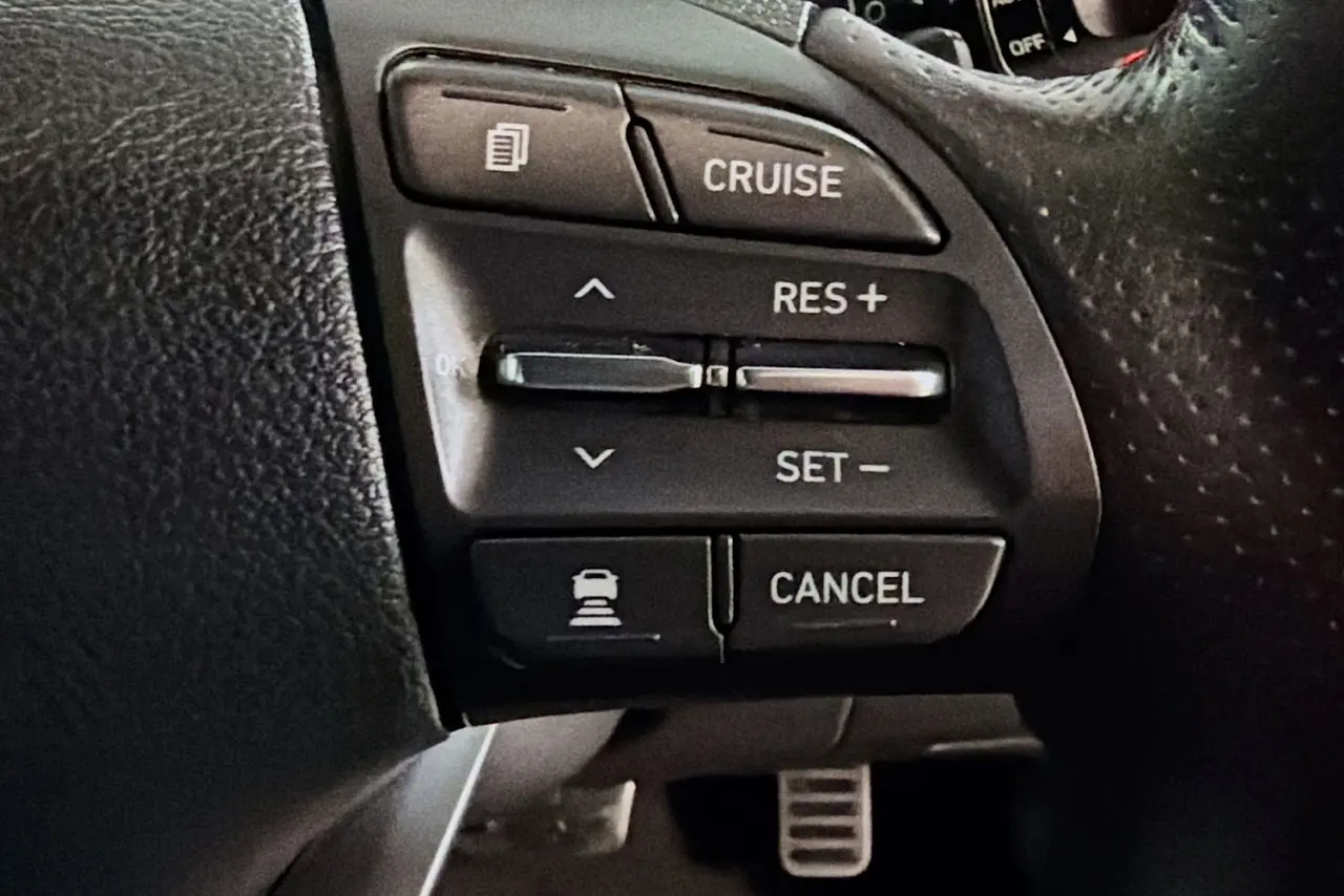 2017 Hyundai i30 Gallery Image 19